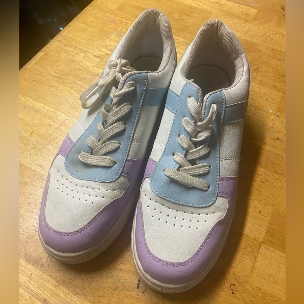 Vintage city wings pastel color way pony low top laced tennis shoes sneakers 10